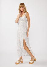 Load image into Gallery viewer, Purple Maxi Dress
