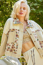 Load image into Gallery viewer, Quilted Panel Jacket
