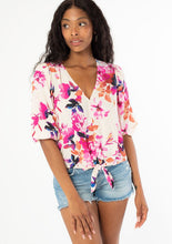 Load image into Gallery viewer, Fuchsia Floral Blouse
