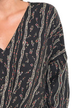 Load image into Gallery viewer, Susie Blouse
