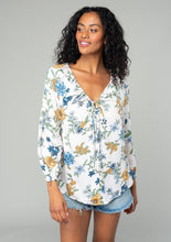 Load image into Gallery viewer, Kaylee Blouse
