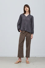 Load image into Gallery viewer, Wide Sleeve Blouse

